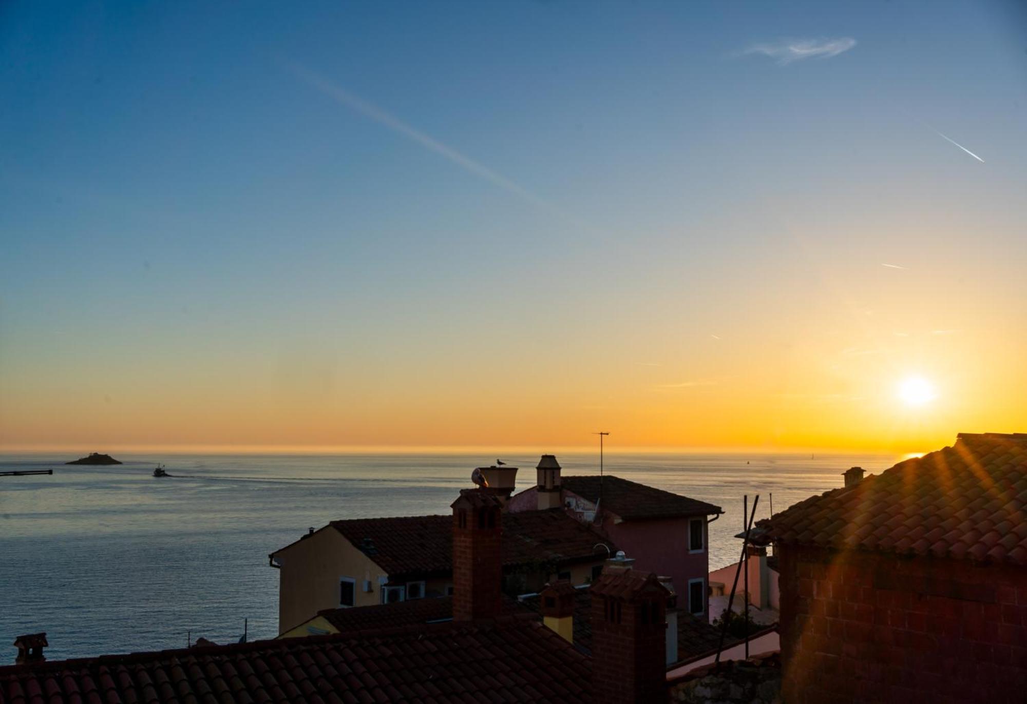 Old Town Seabreeze Residence Rovinj Buitenkant foto