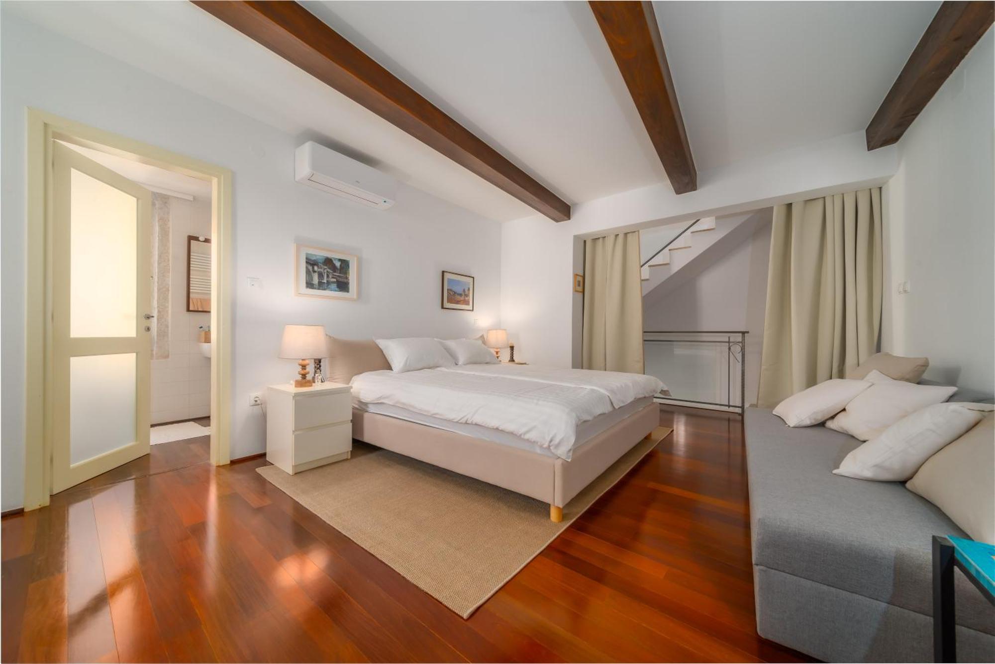Old Town Seabreeze Residence Rovinj Buitenkant foto
